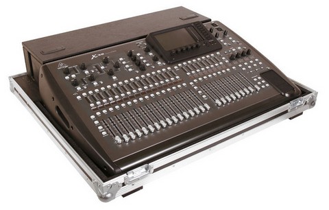 Location console de mixage numérique BEHRINGER X32