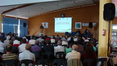 Prestation de sonorisation pour des discours, tables rondes et assemblées générales par l'ATELIER SCENIQUE