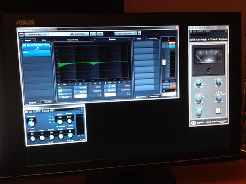Mixage au studio d'enregistrement de l'ATELIER SCENIQUE