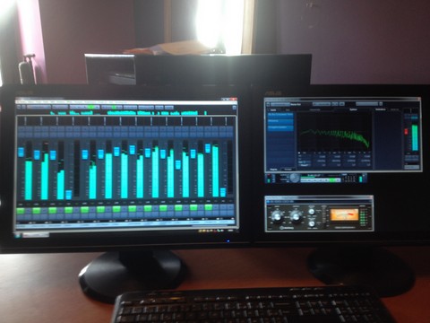 Mixage au studio d'enregistrement de l'ATELIER SCENIQUE